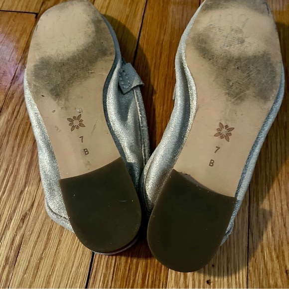 BCBG Generation Sabrina Metallic Leather Mules - Picture 4 of 6